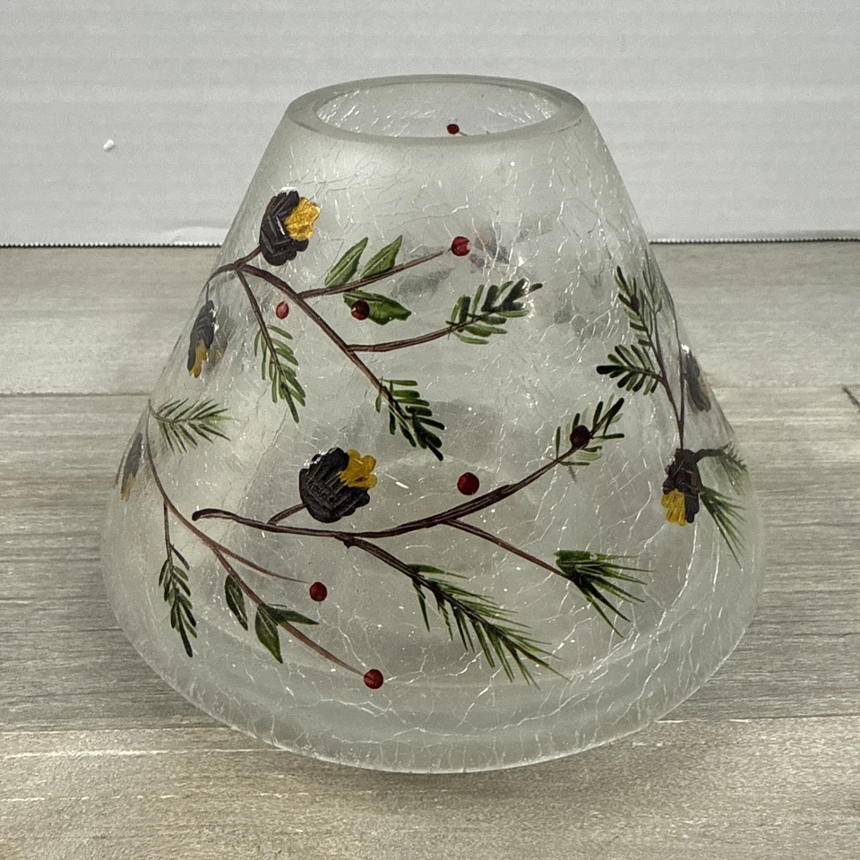 Yankee Candle Large 6" Diameter Crackle Glass Shade Topper Pinecones - Image 3 of 4