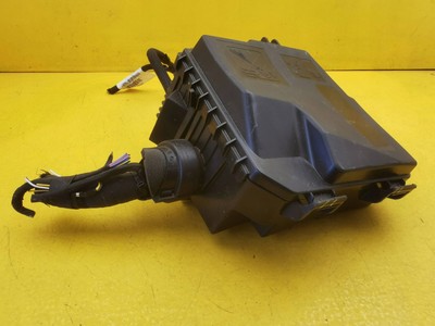 Citroen C4 III e-C4 Sicherungskasten Gehäuse 9844706580 OE Original Teil Gebrauc