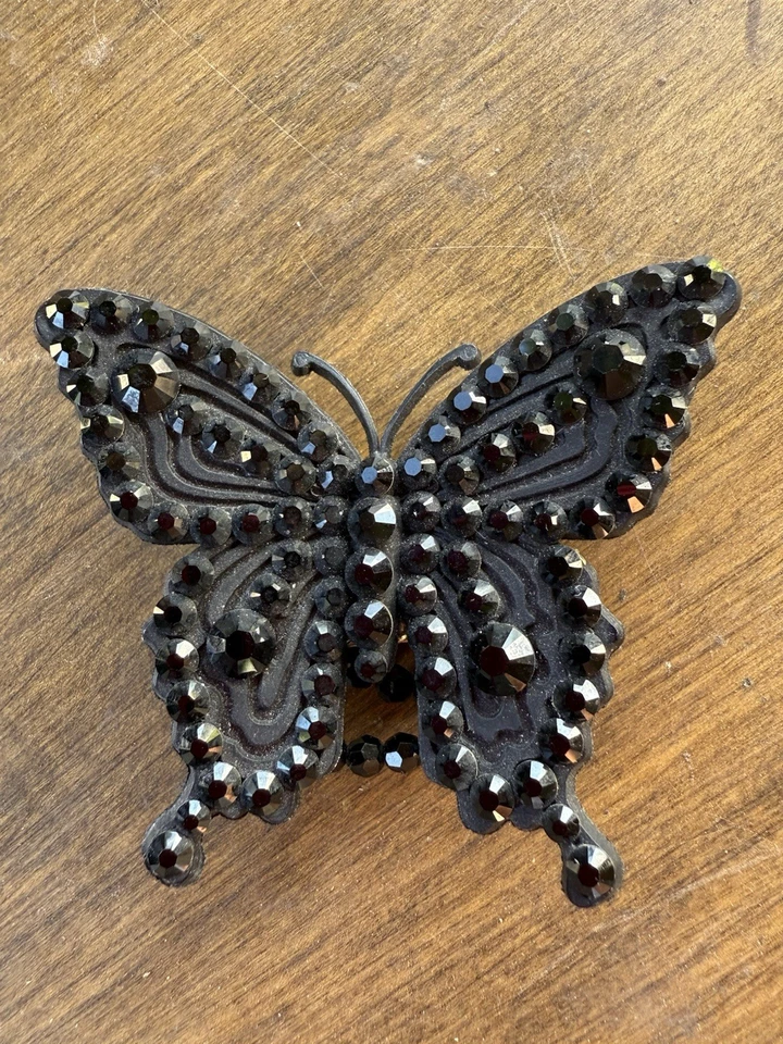 Anillo Mariposa Tarina Tarantino Negro Cristal Swarovski Ajustable Raro Era Y2K Foto 4 de 4