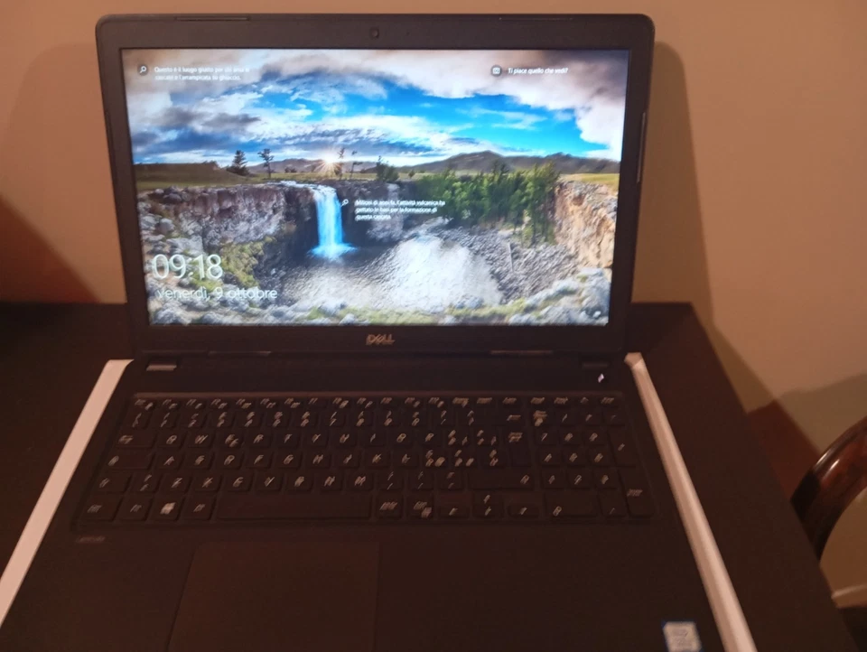 Dell Latitude 3580 · i5-7200U · 16GB · 250GB, foto 4 di 5