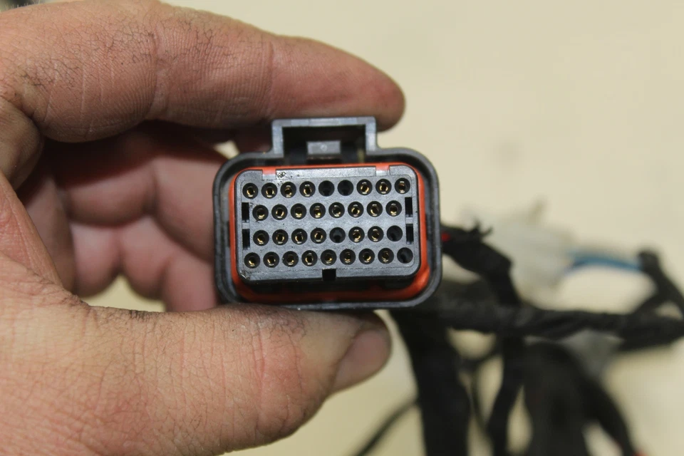 Arnés de cableado completo principal relés de telar Aprilia RSV4 1000 RF Misano 17-20 BONITO Foto 4 de 4