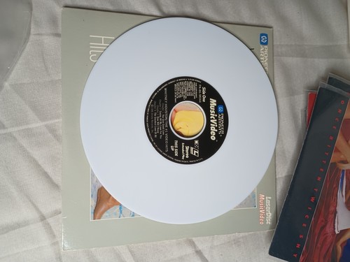 WHITNEY HOUSTON The #1 Video Hits 8" Laserdisc 1986 How Will I Know!! - Picture 4 of 4