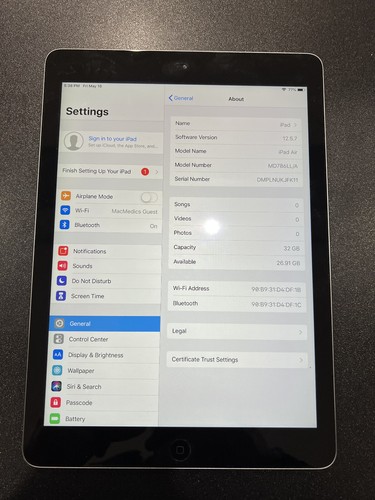 Apple iPad Air 1st Gen (MD786LL/A) - Wi-Fi Only - Space Gray - 32GB - Picture 2 of 4