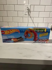 Hot Wheels Flame Jumper Play Set. Race Car with Race Track. Ages 4-10