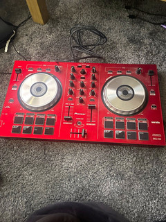 Pioneer DDJ SB2 2 Deck 2 Channel DJ Controller with Mixer 8 Pads Red