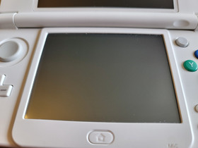 "New" Nintendo 3DS - Animal Crossing Happy Home Designer Console - Complete