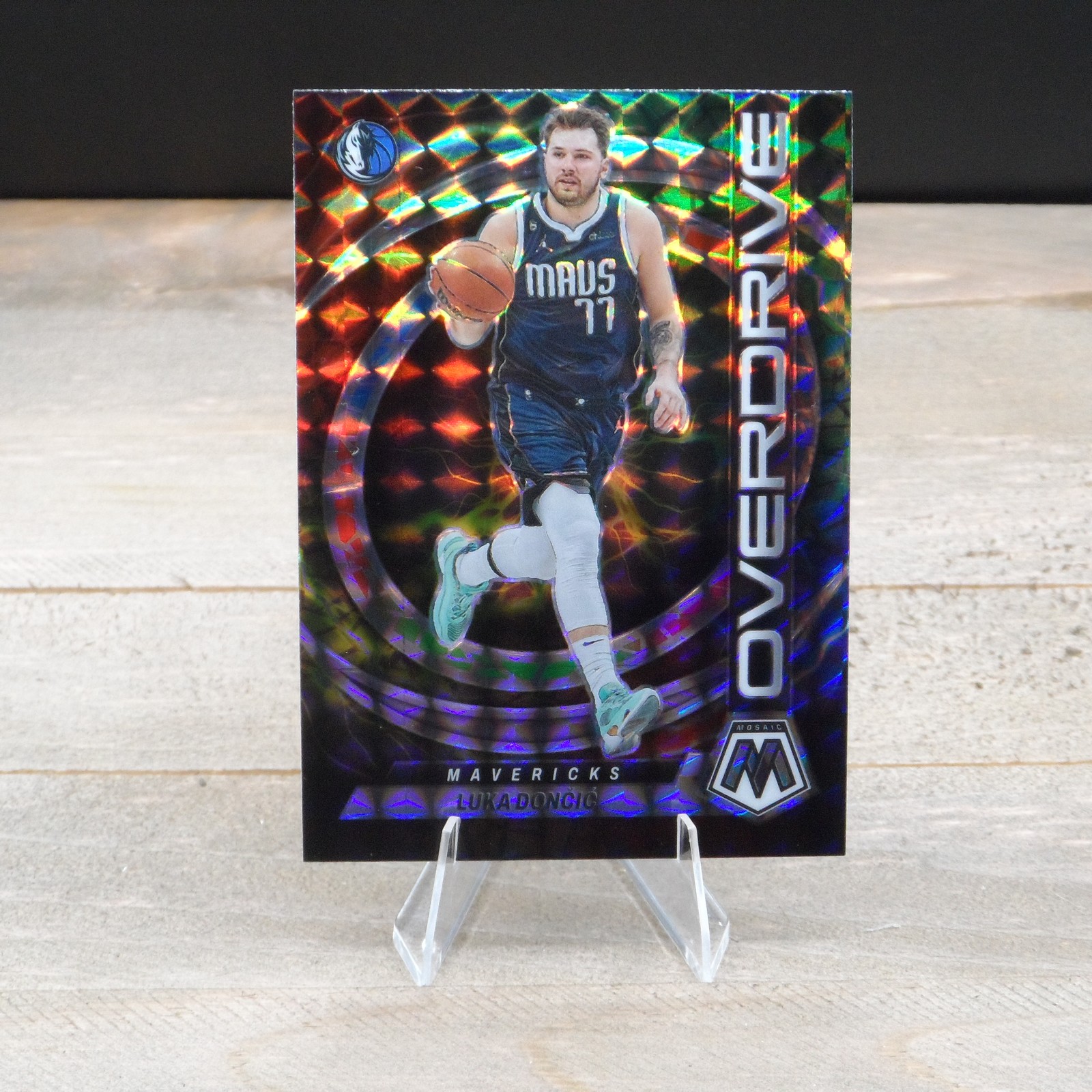 2022-23 Panini Mosaic #9 Luka Doncic Overdrive