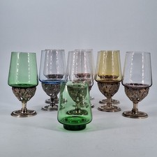 Set 9 calici multicolore base metallo ornato vetro 3 pollici base senza marchio vintage