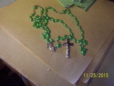 ROSARY/ GREEN BEADS /METAL CHAIN AND CROSS/24"