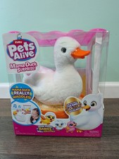 Zuru Pets Alive Mama  Baby Surprise Mama Duck  Baby Ducklings