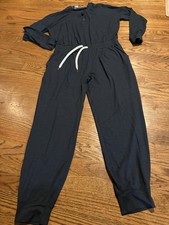Vuori Woman  s Dark Navy Blue Long Sleeve Jumpsuit Botton Up Sz S Excellent