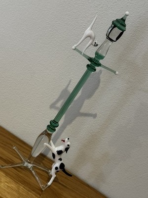 Super süß! Vintage handgefertigte Glas Katze & Hund auf Laternenmast - einzigartige Kunstskulptur! 
