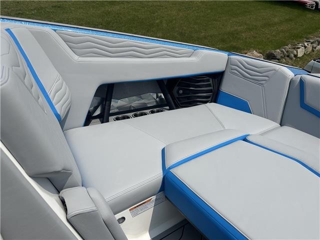 2025 Nautique G23  Masters Blue Metal Flake
