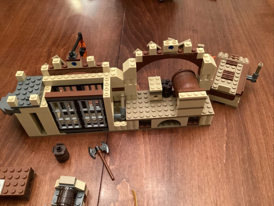 LEGO Barrel Escape (79004) and Dol Gulder Ambush (79011), incomplete, minifigs - Image 3 of 4