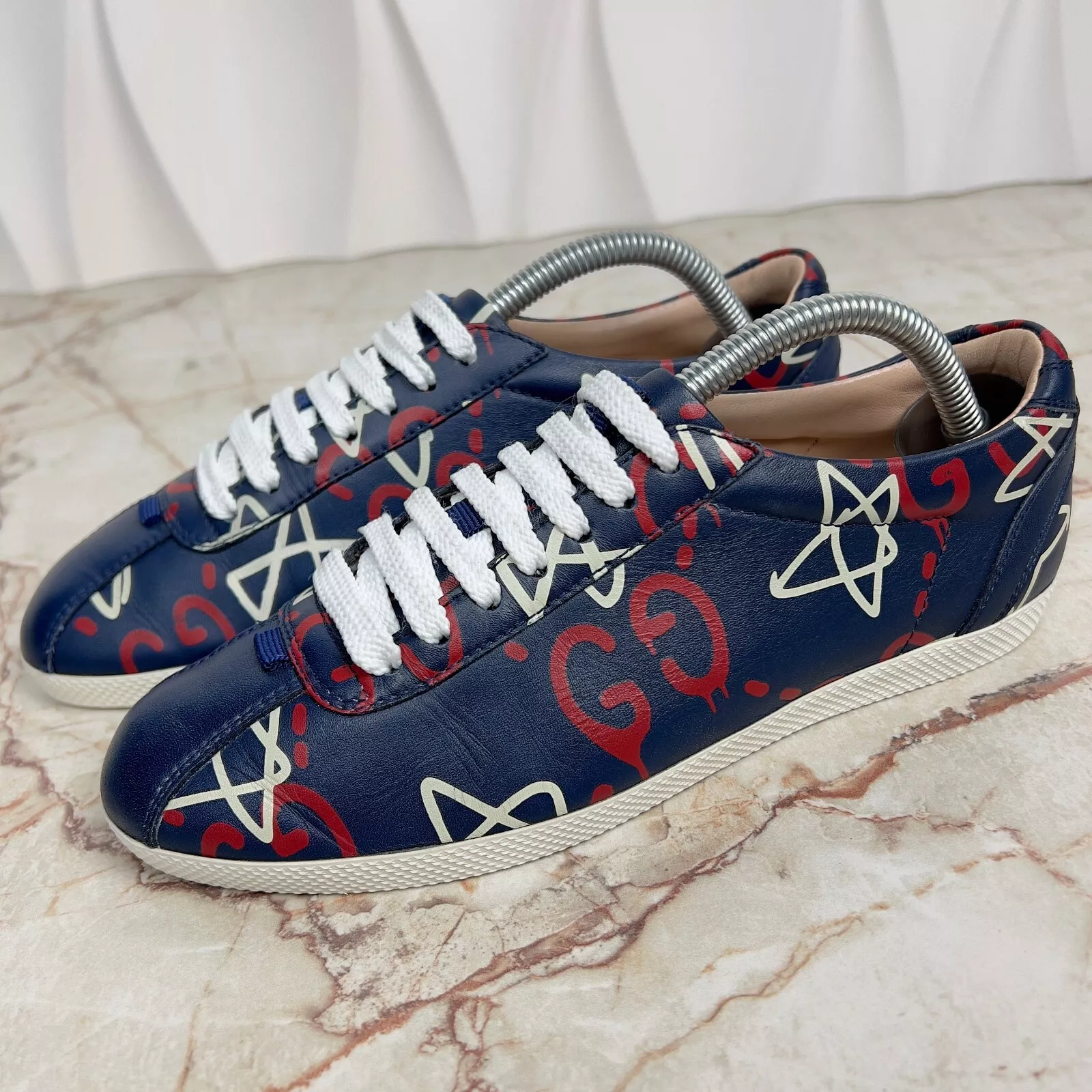 Baskets Gucci Appolo Graffiti Stars GG cuir bleu 6 US ou