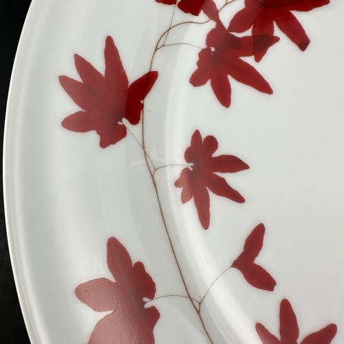 Plato de cena Mikasa rojo puro hojas de arce japonés rojo como nuevo - Imagen 11 de 17