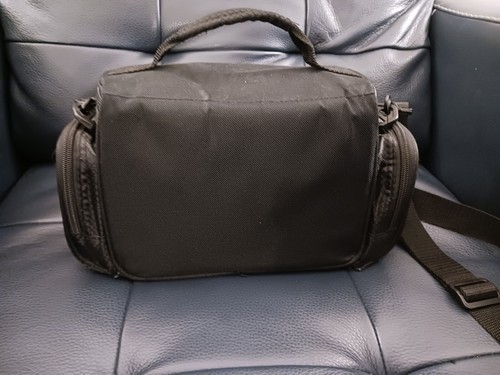 Denali Tech Black Camera Bag, 11x7 Shoulder/Hand Straps, Moveable Partion - Picture 14 of 16