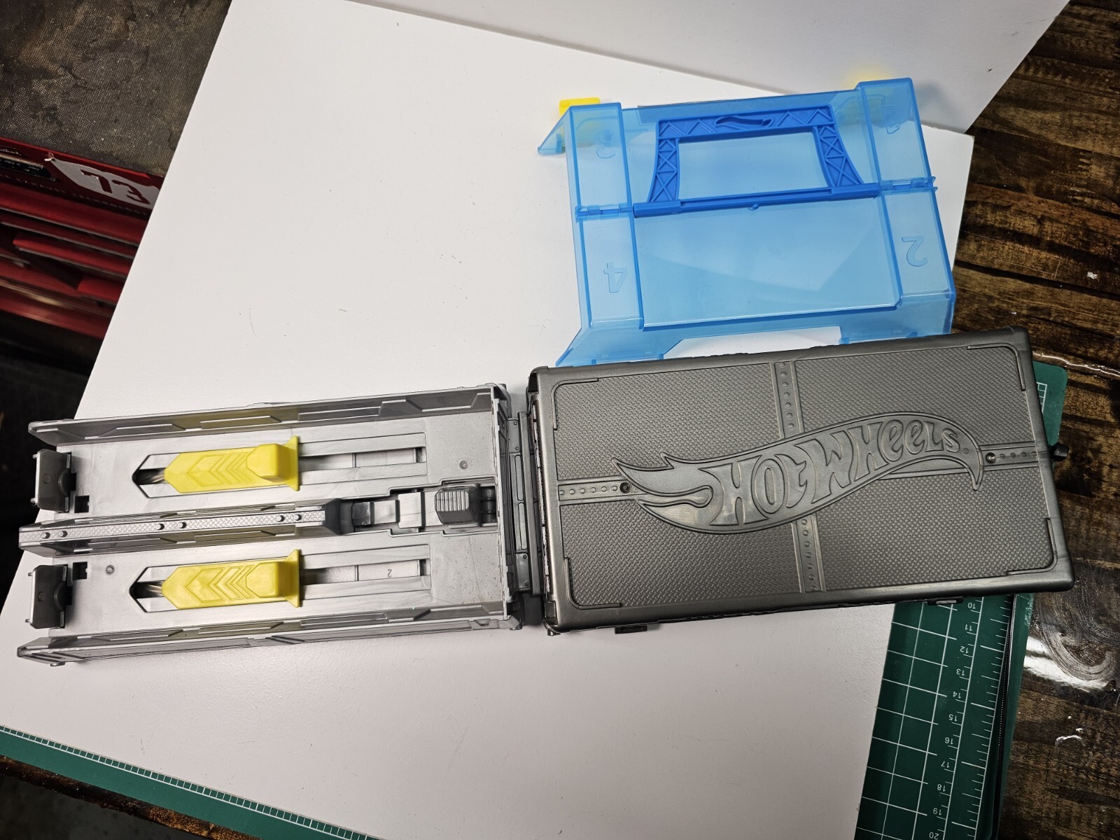 Picture 4 of 5