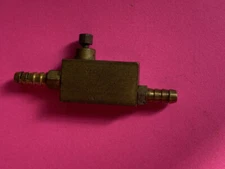 *USED* MFC-2-CLIPPARD-FLOW CONTROL VALVE WITH FITTINGS-FREE SHIPPING*