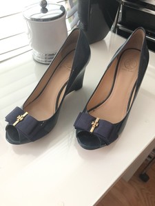 tory burch sally wedge