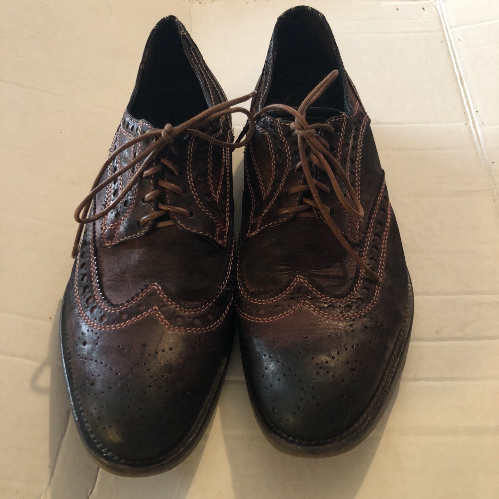SAOLA Donald J Pliner Emeri Scarpa Elegante Uomo Punta Alare Brogue Derby Espresso Italia 9 5 M