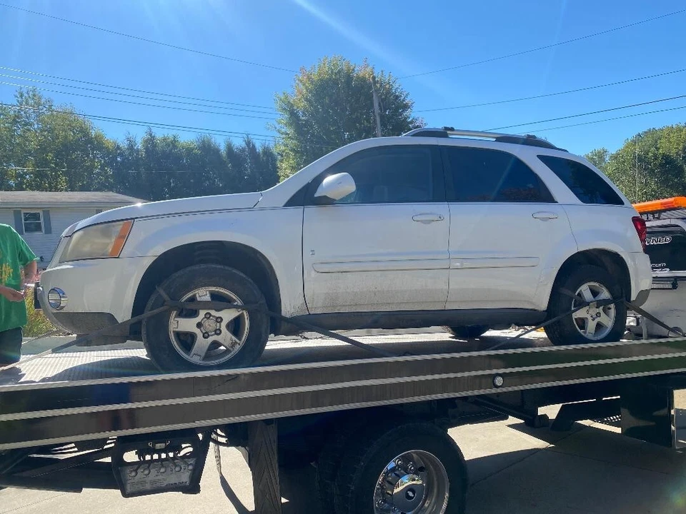 06-09 PANEL CONSOLA CENTRAL LADO IZQUIERDO PONTIAC TORRENT P/N 15294137 PIEZA OEM GM Foto 4 de 4