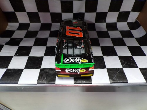 Danica Patrick #10 GoDaddy.com Brushed Metal 2012 Impala 1:24 Action NASCAR - Picture 5 of 5