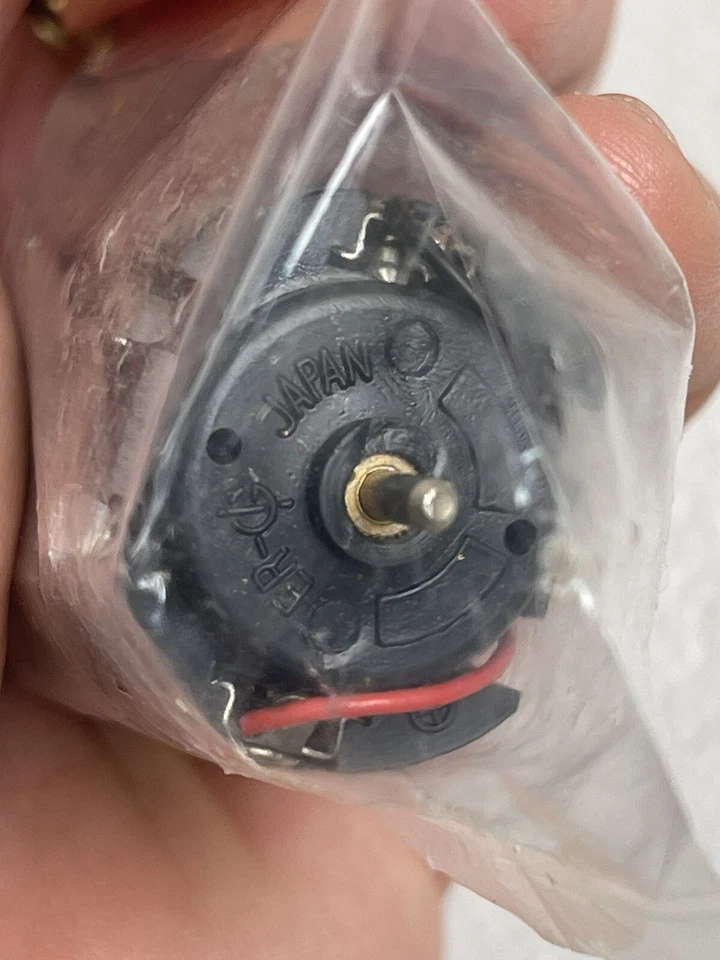 1960`s PACTRA 1/24 ТРАССОВАЯ АВТОМОДЕЛЬ «HEMI-98», совершенно новая, запечатанная, МОТОРЫ ДЛЯ БАНОК С ПРОВОДАМИ - Изображение 3 из 4