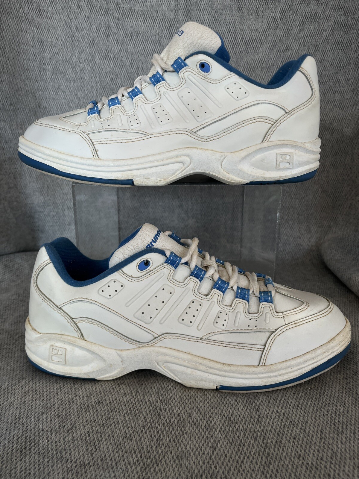 Women Size 10. K517-9 Galaxy, White & Blue Euc