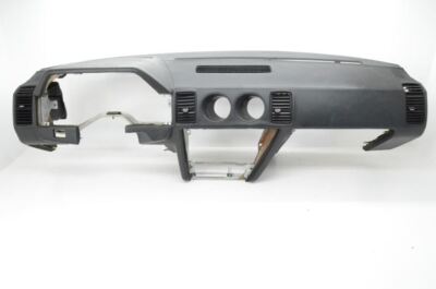 たまです 1984-1986 Nissan 300ZX Z31 2+0 Black Dash Panel Assembly *HAS