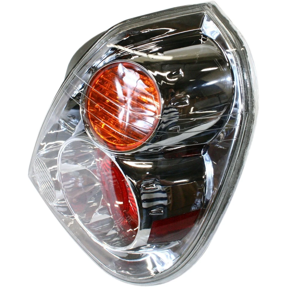Tail Light Set For 2002-2004 Nissan Altima Driver and Passenger Side - Image 4 of 4