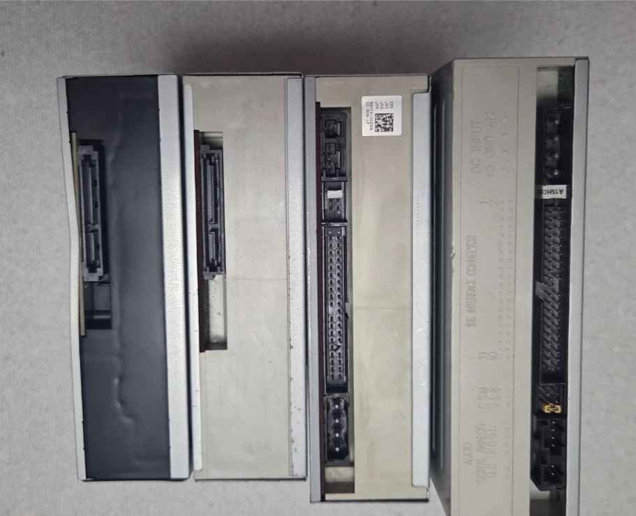 4x 5.25 SATA IDE DVD CD ROM Writers Samsung Argus Panasonic Toshiba  JOB LOT - Image 3 of 4