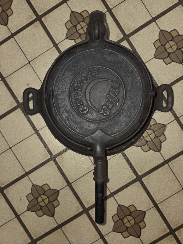 Crescent No 8 Cast Iron Waffle Maker with High Base Cleveland Vintage