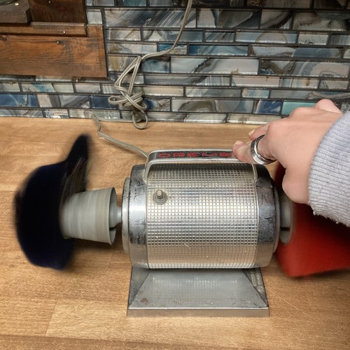 Vintage Dremel Model 70 Electric Shoe Shine Buffer Polisher Made In USA - Works! - Picture 10 of 11