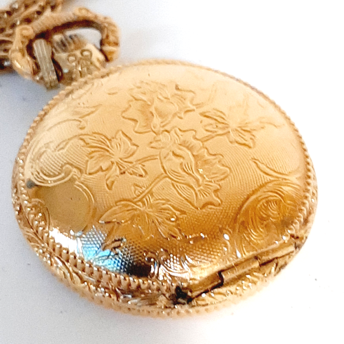 Rare Vintage Waltham Ladies Pocket Watch Gold Womans Manual Wind Pendant Watch