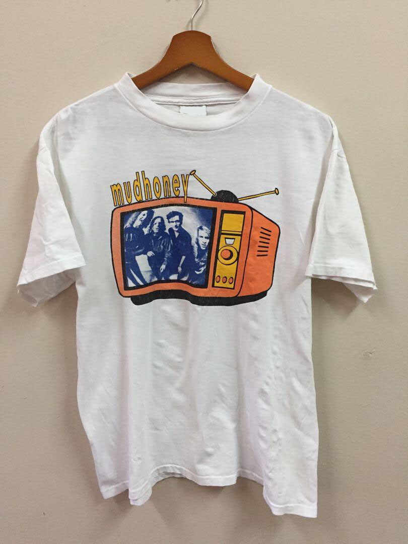 Reprinted 90s MUDHONEY GRUNGE BAND T SHIRT, gift for fan Reprinted 90s MUDHONEY GRUNGE BAND T SHIRT, gift for fan