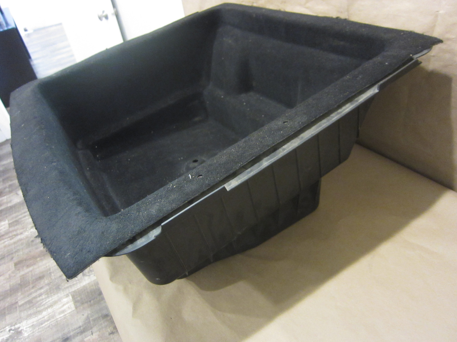 Maserati Quattroporte 05,06,07 - Complete Spare Wheel Step - P/N 67895200