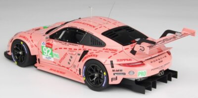 nunu ポルシェ911 RSR 2018 LM GTE winner セット Platz NuNu 24040 1/24 Scale Model Car Kit Porsche 911 RSR