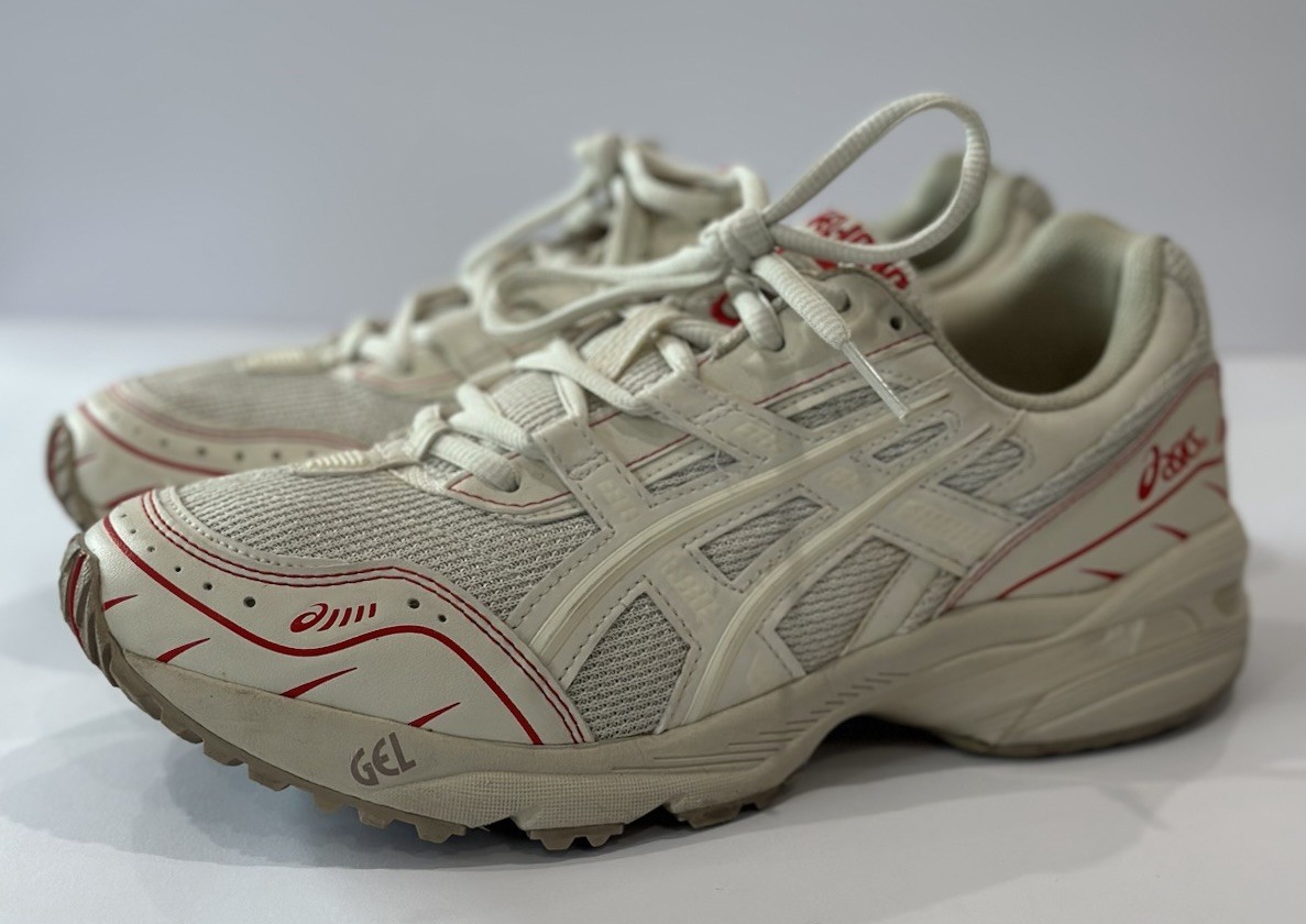 ASICS Gel-1090 Birch 1203A159-200 Womens Shoes US 6 EUR 39 CM 24.5 EUC