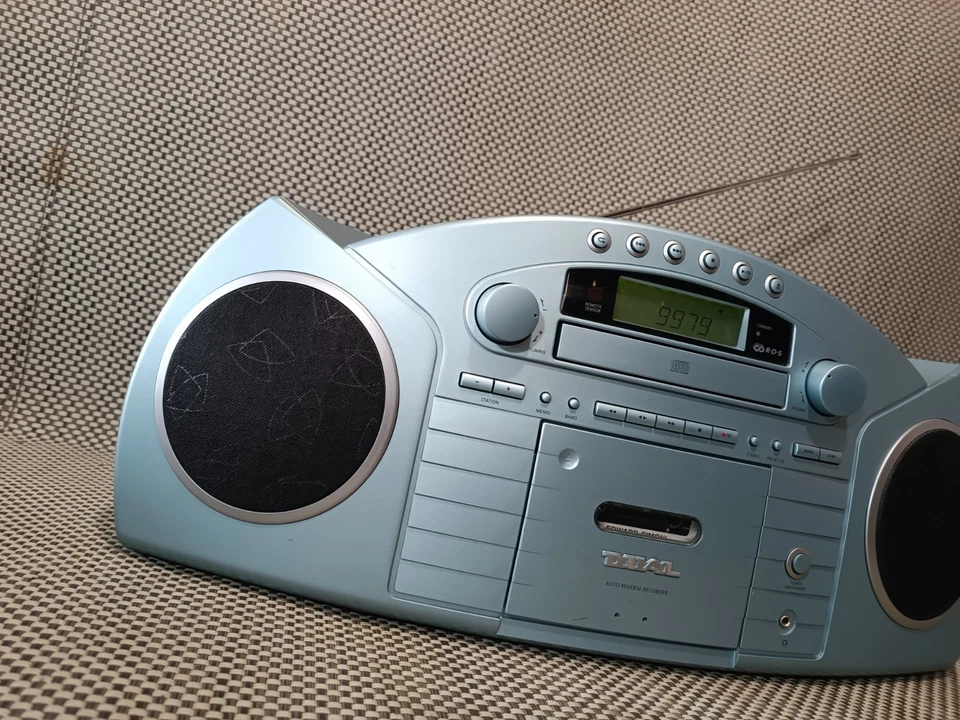 Dual CCR 2015 RDS Radiorecorder CD Kassetten Player AM/FM - Bild 3 von 4