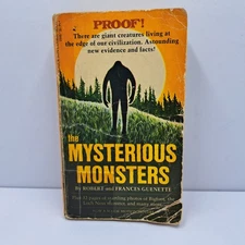 The Mysterious Monsters Robert & Frances Guenette 1975 Paperback Bigfoot Loch Ne
