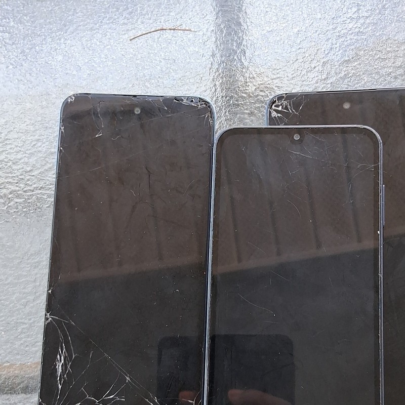 Lot of 3 andriod phones, moto g play 24 & 25, a15 5g for parts or repair