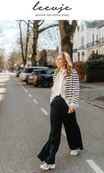 Women Silk and Soie Trousers Navy Viscose 36