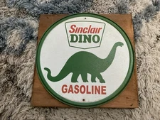 SINCLAIR DINOSAUR SIGN