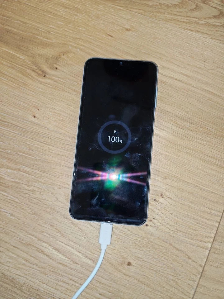 Samsung Galaxy A13 · 32GB, foto 4 di 5