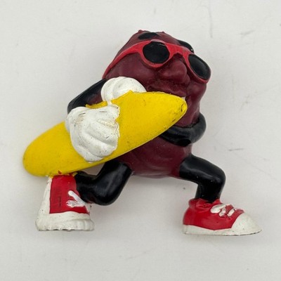 Megatoy California Raisins Surfer Figure 2.5'' Vintage 1988 Surfboard