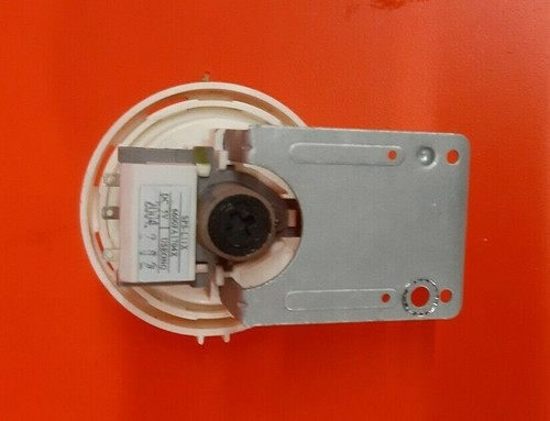 Waschmaschine LG WM14220FD Druckschalter