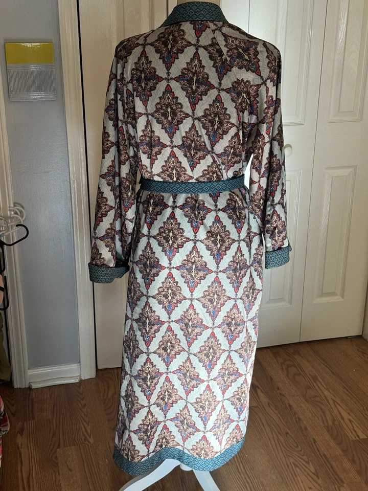 Bata de lujo H&M verde azulado estampado geométrico forrada con cinturón boho ropa de dormir kimono larga Foto 4 de 4