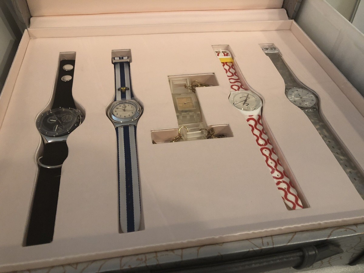 Vivienne Westwood Swatch Flying Time Box Set 111/500 NEVER Vivienne Westwood Swatch Flying Time Box Set 111/500 NEVER