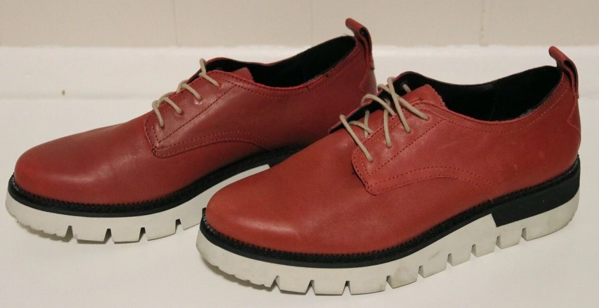 Cat 2025 ease shoes